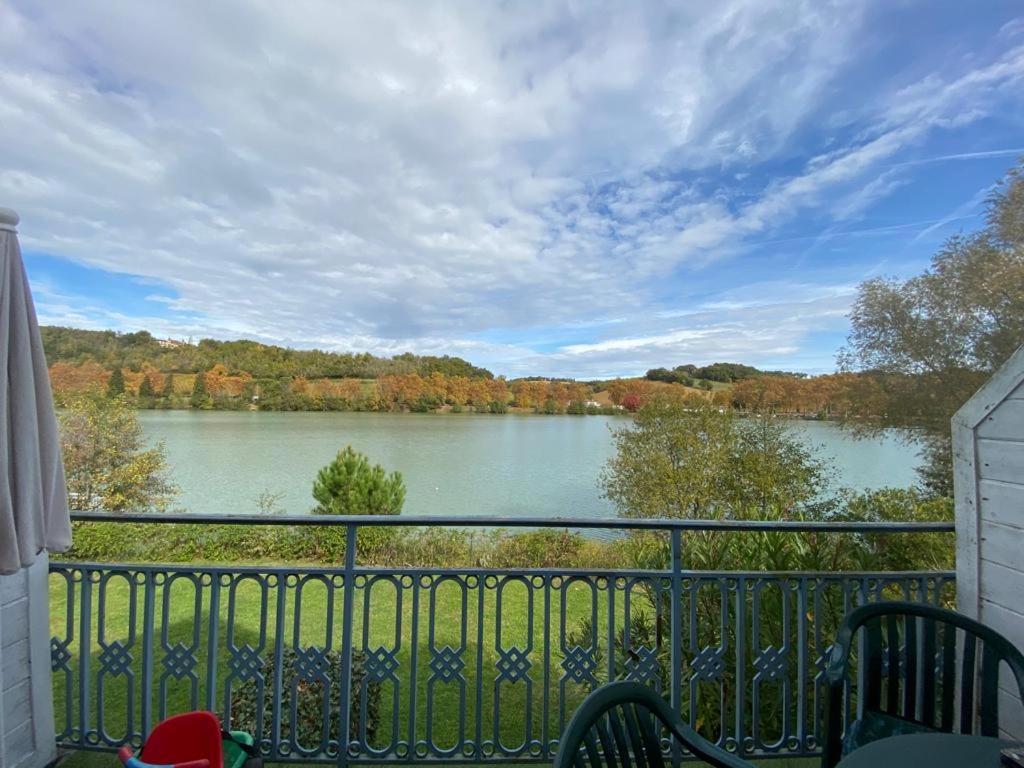 מרסיאק Appartement Au Calme Face Au Lac מראה חיצוני תמונה